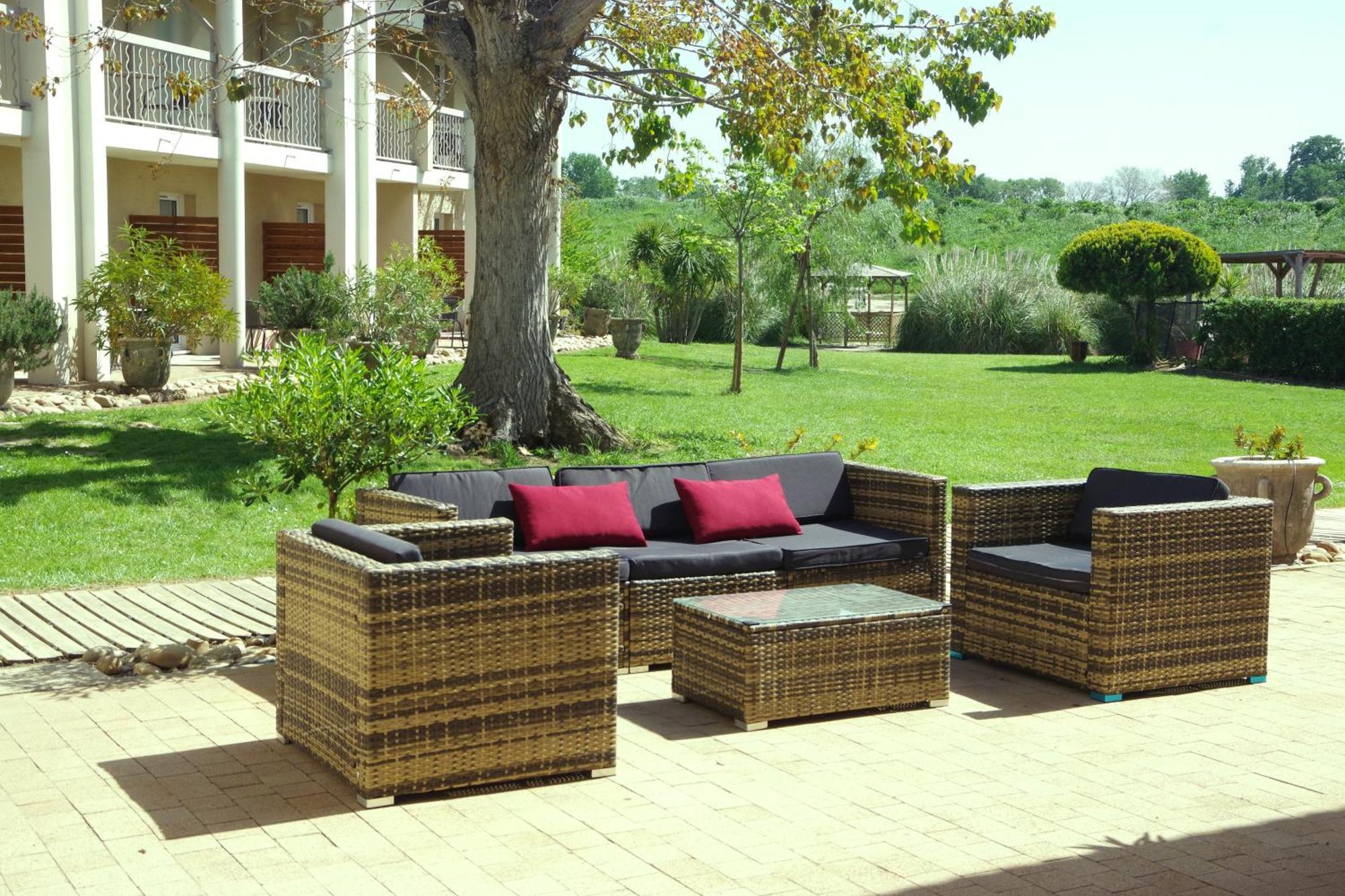 Hotel Des Ponts D'arles