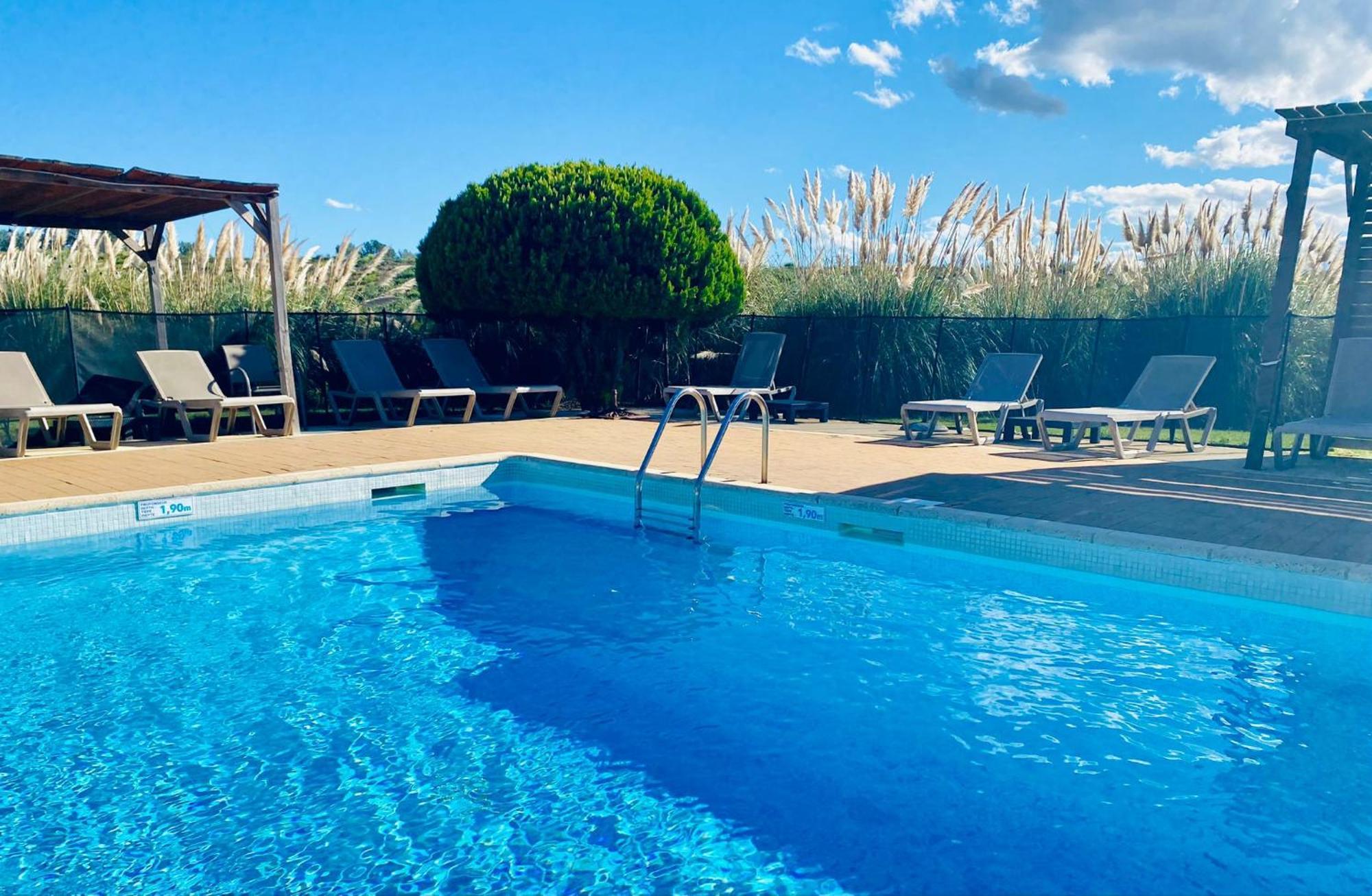 Hotel Des Ponts D'arles